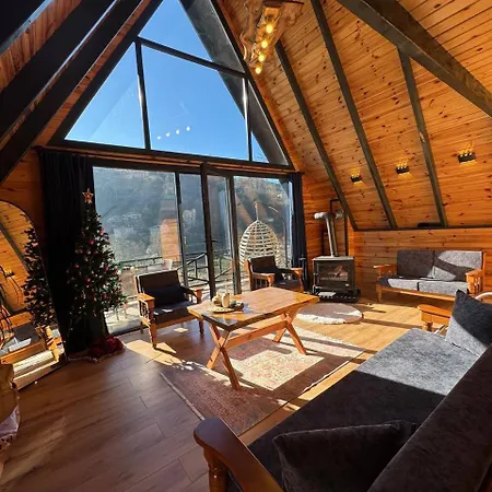 Holiday home Mabeynbungalov Wooden House
